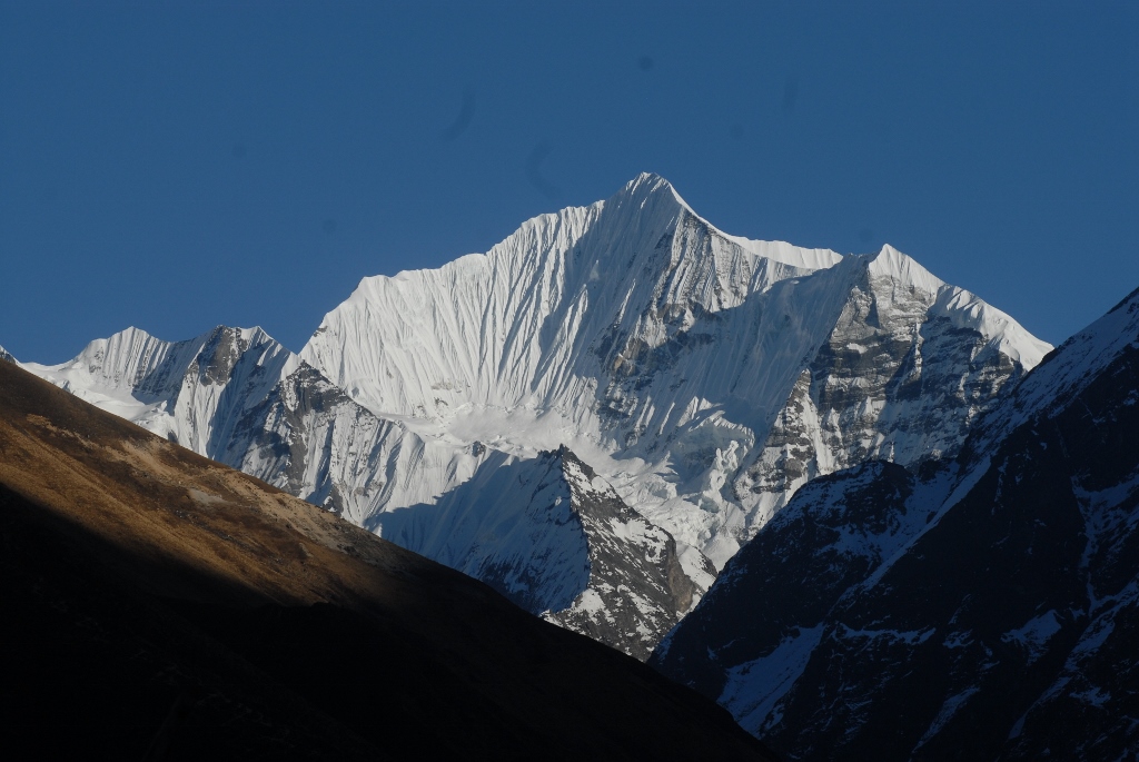 Langtang Valley Trek              Mountains, Culture & Himalayan Nature